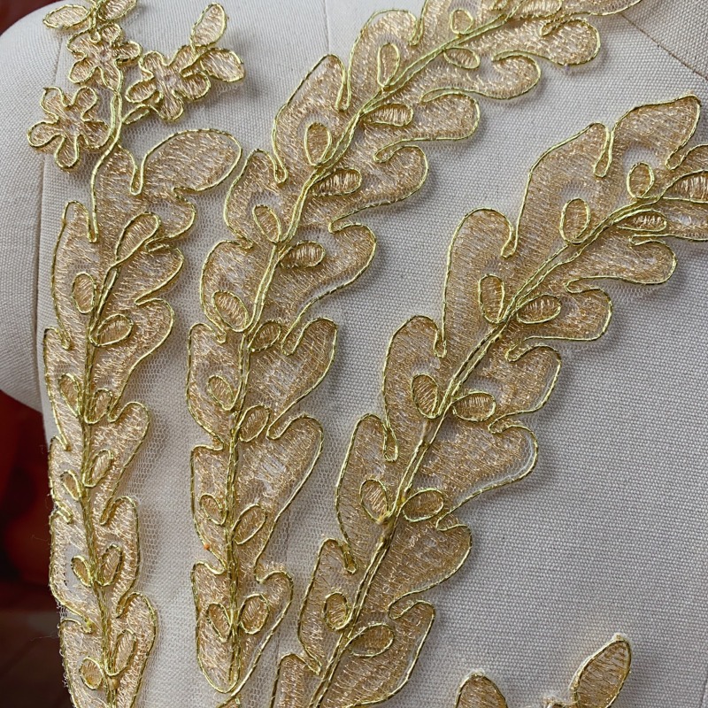 Золотая кружевная тесьма для с – обзор и цена Embellish Craft